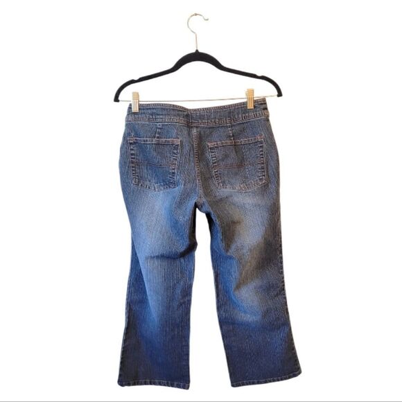 Vintage Y2K Xhilaration Dark Wash Belted Capri Jeans - Picture 2 of 5